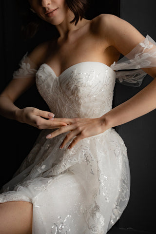 Lace Wedding Dress Jackopa with Leg Slit