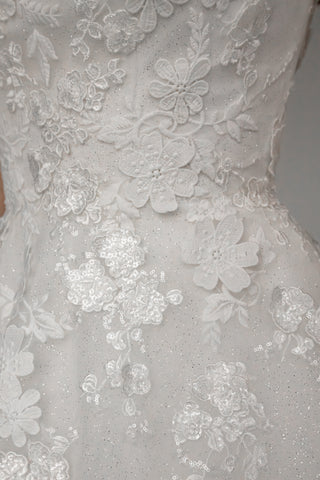 Floral Lace Tulle Wedding Dress Yoki with Detachable Straps