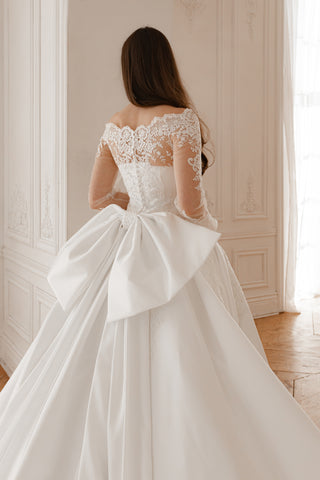 Extra Convertible Wedding Dress Steltella  (Basic dress + bolero + bow + detachable skirt)