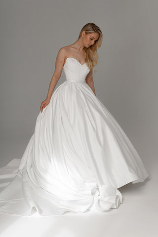 2 in 1 Wedding Dress Steltella With Detachable Skirt Protea