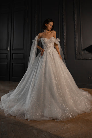 Floral Lace Wedding Dress Celia with Detachable Straps - Olivia Bottega