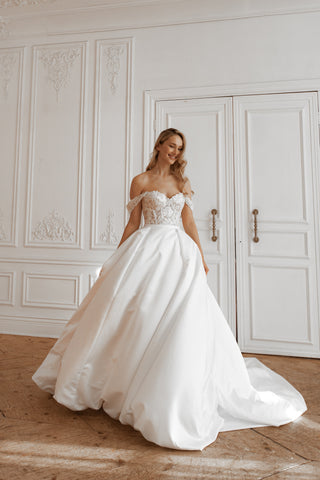 2 in 1 Short Wedding Dress Evelyn with Detachable Sophia Skirt