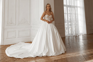 2 in 1 Short Wedding Dress Shiori with Detachable Protea Skirt