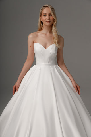 2 in 1 Wedding Dress Steltella With Detachable Skirt Protea