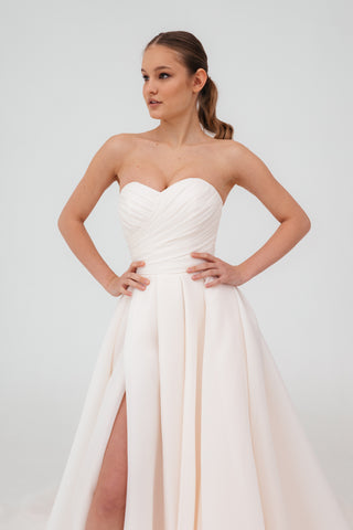 Sleeveless Wedding Dress Audrey - Olivia Bottega