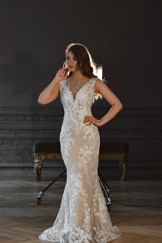 2 in 1 Lace Wedding Dress Airis with Detachable Skirt - Olivia Bottega