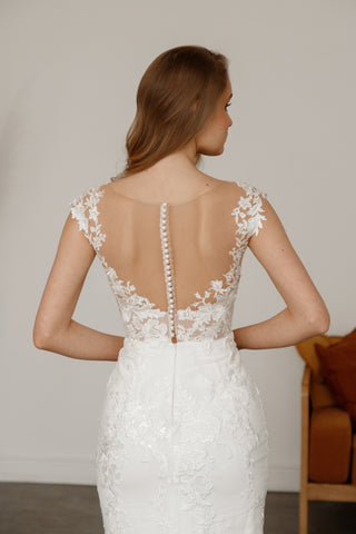 2 in 1 Lace Wedding Dress Airis with Detachable Skirt - Olivia Bottega