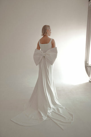 Crepe Wedding Dress Nancy with Detachable Huge Bow